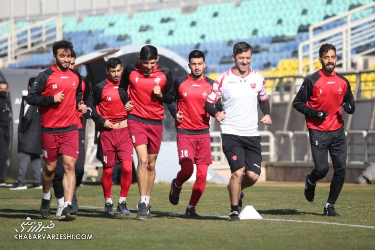 ۱۵ دقیقه طلایی برای پرسپولیس/ یحیی نقشه شکست ذوب آهن را کشید