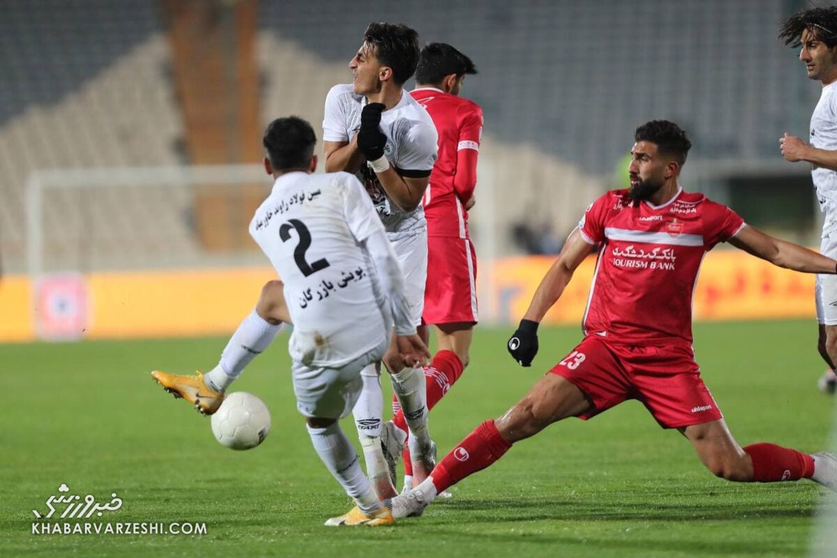 گزارش لحظه به لحظه؛ ذوب آهن ۰ - پرسپولیس ۰/ استارت پرسپولیس پرستاره مقابل تیم تارتار