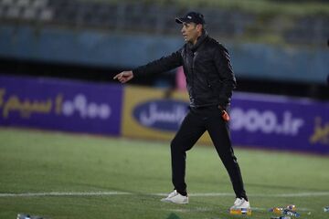 جدیدترین شایعه در فوتبال ایران؛ یحیی گل محمدی در اصفهان/ سپاهانی‌ها فصل بعد جام می‌خواهند