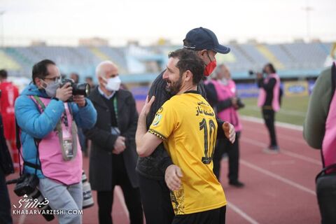محمدرضا خلعتبری و یحیی گل‌محمدی؛ سپاهان - پرسپولیس