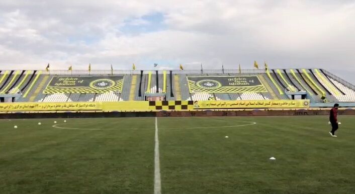 ویدیو| حال و هوای ورزشگاه اراک در آستانه دیدار سپاهان و پرسپولیس