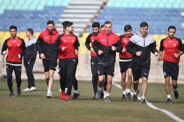 اخراج ۲ نفر دلیل ناراحتی یحیی گل محمدی