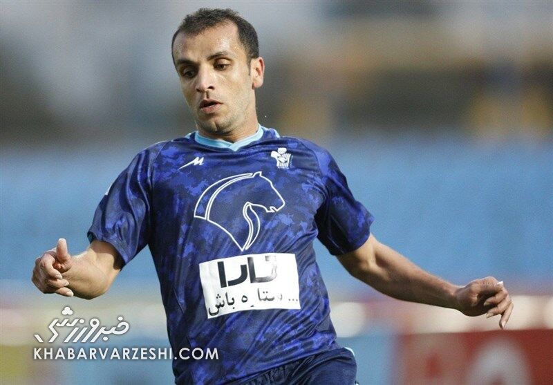 کاپیتان پیکان از این تیم جدا شد