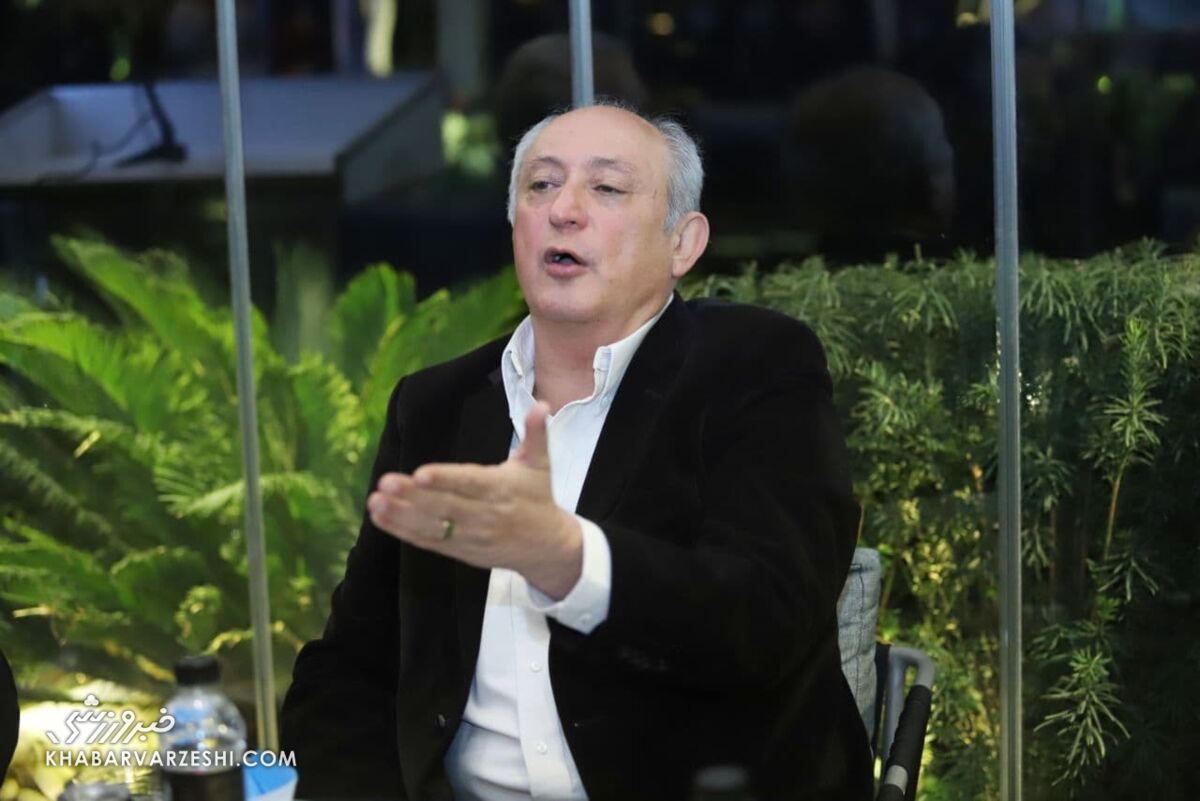 پیشکسوت استقلال فاش کرد؛ ساپینتو مانع سرپرستی من شد/ هاشمینسب باید مربی استقلال میشد پیشکسوت استقلال فاش کرد؛ ساپینتو مانع سرپرستی من شد/ هاشمینسب باید مربی استقلال میشد