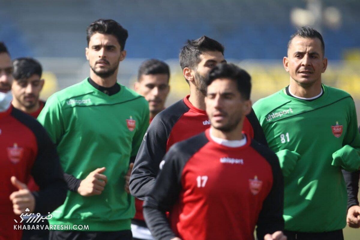 حامد لک و احمد گوهری با هم قهر هستند/ ماجرای حاشیه‌ساز ۲ گلر پرسپولیس در بازی دوستانه