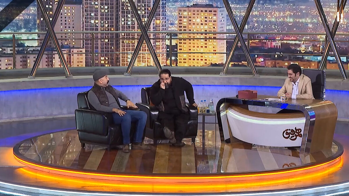 ویدیو| خاطره خنده دار از هل دادن رنو شهاب حسینی توسط علی انصاریان