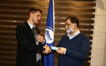 جلسه جانواریو و استعدادیاب‌های برزیلی با آرش برهانی