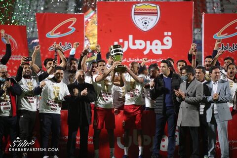 جشن قهرمانی فولاد در سوپرجام ایران 1400