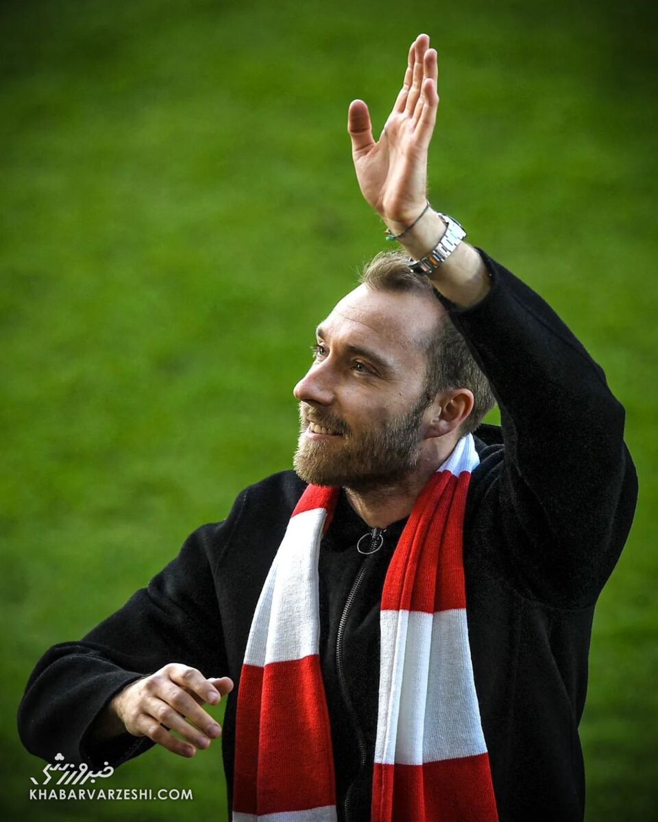 عکس| استقبال گرم از کریستین اریکسن بعد از بازگشت به میدان، ۷ ماه پس از ایست قلبی