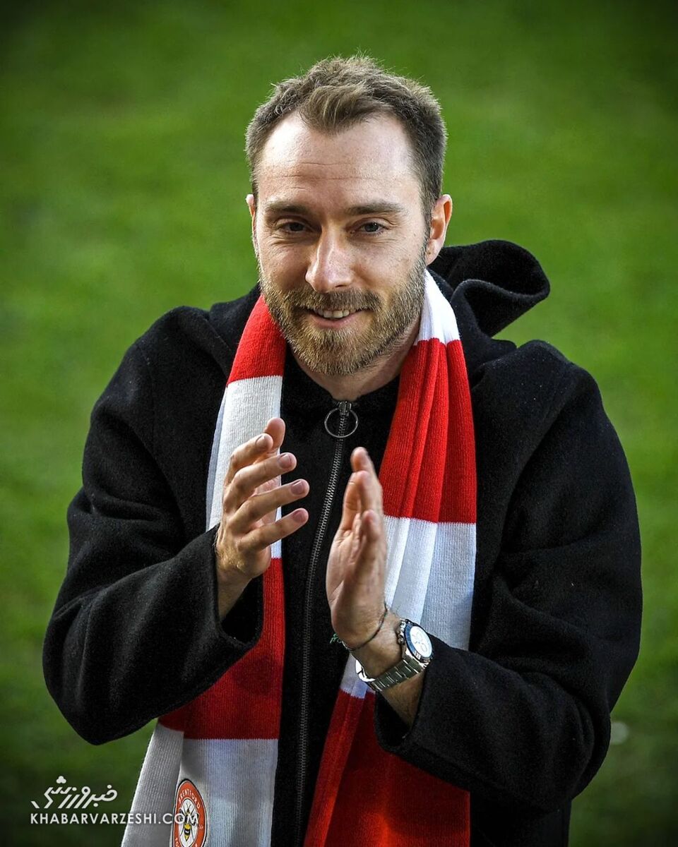 عکس| استقبال گرم از کریستین اریکسن بعد از بازگشت به میدان، ۷ ماه پس از ایست قلبی