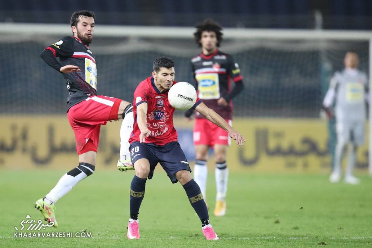 ۲ بازیکن پرسپولیس اردوی این تیم را ترک می کنند