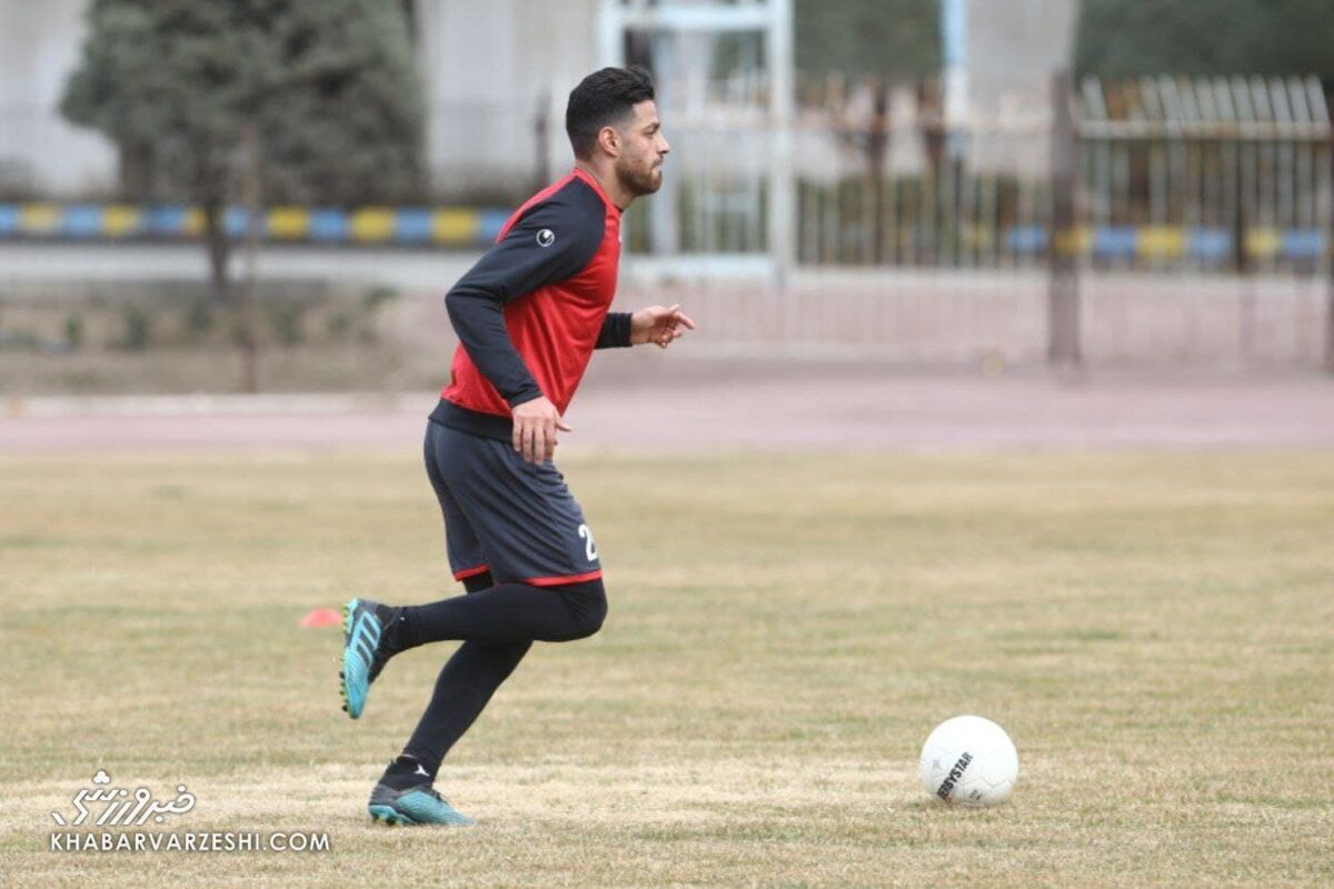 توافق با پرسپولیس حاصل شد/ بازیکن ملیپوش با قراردادی ۲ ساله سرخپوش میشود توافق با پرسپولیس حاصل شد/ بازیکن ملیپوش با قراردادی ۲ ساله سرخپوش میشود