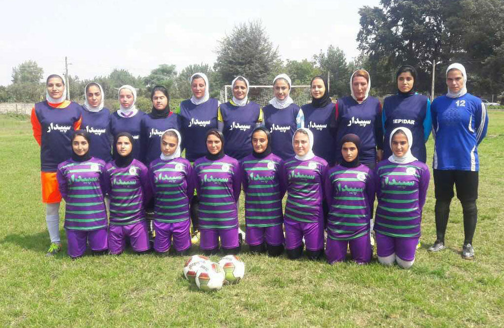 پدیده فوتبال زنان ایران به کما رفت/ تصادف شدید و متواری شدن راننده خاطی