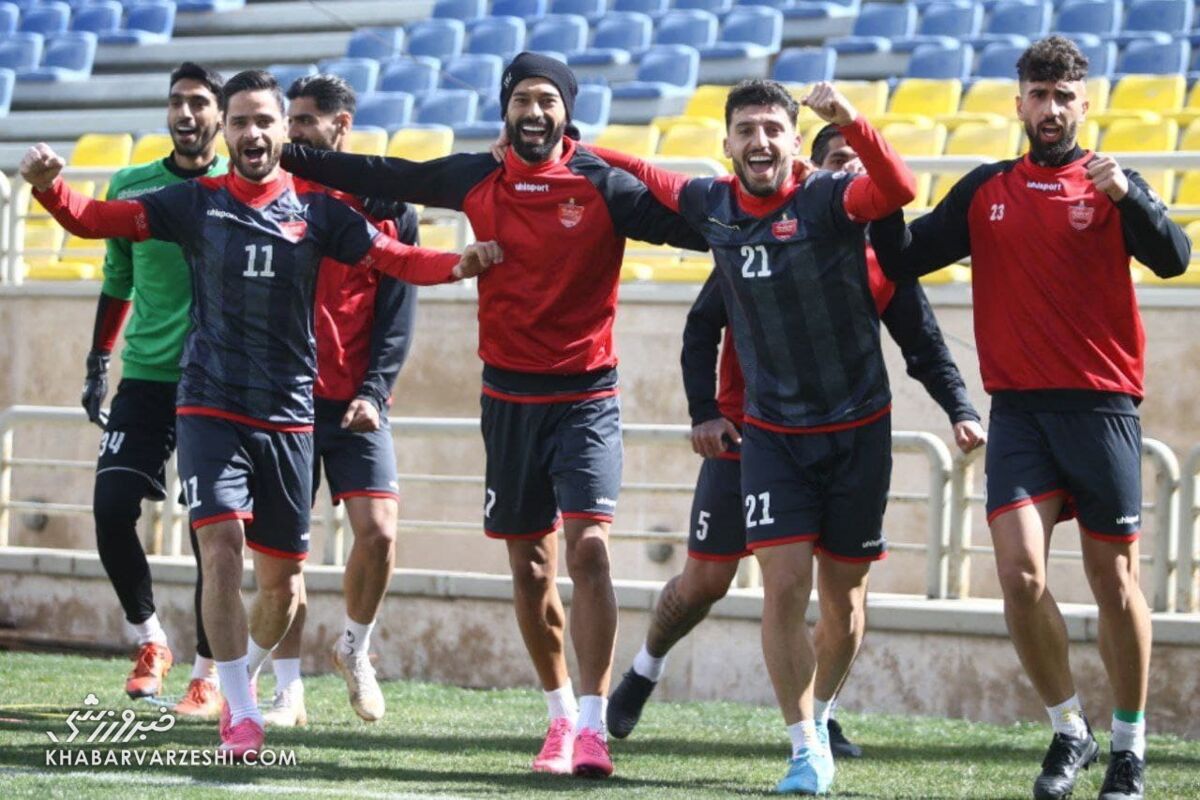 تمرین مهیج پرسپولیسی‌ها پیش از سفر به آبادان