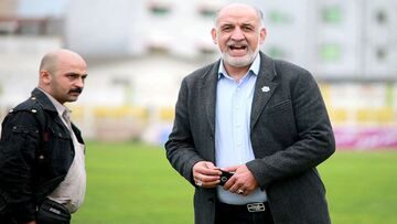 فنونی‌زاده: پرسپولیسی‌ها که عقب می‌افتند ناله می‌کنند/ استقلال یک رقیب دارد آن هم تراکتور است؛ شما برای چهارمی بجنگید