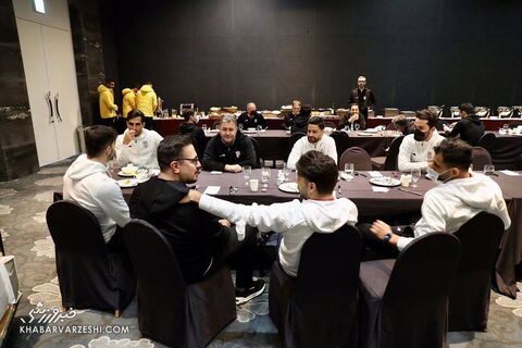 حضور سفیر ایران در اردوی تیم ملی در کره‌جنوبی (2 فروردین 1400)