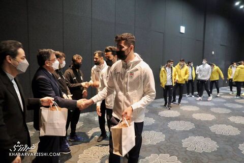 حضور سفیر ایران در اردوی تیم ملی در کره‌جنوبی (2 فروردین 1400)