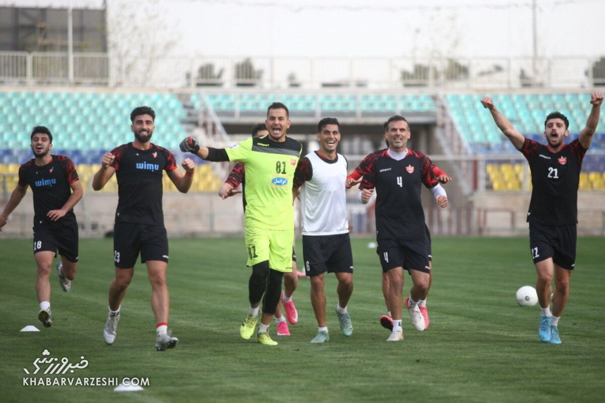 تمرین استقامتی پرسپولیسی‌ها در روز صحبت‌های گل‌محمدی با بازیکنان