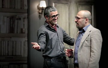 بازیکن سابق پرسپولیس جنجال‌ساز شد/ توقیف تئاتر جدید پژمان جمشیدی توسط نهادهای دولتی