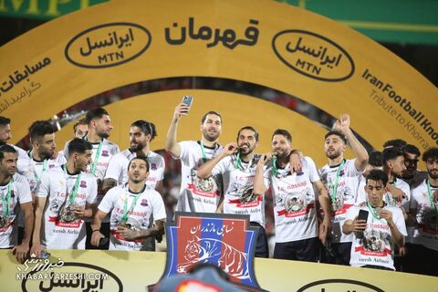جشن قهرمانی نساجی در جام حذفی ایران 1401-1400
