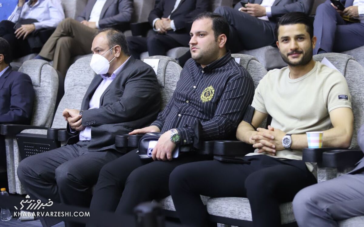 خوشوبش حدادی با مدافع استقلال/ ستاره سینما هم به دیدن فینال لیگ برتر بسکتبال آمد