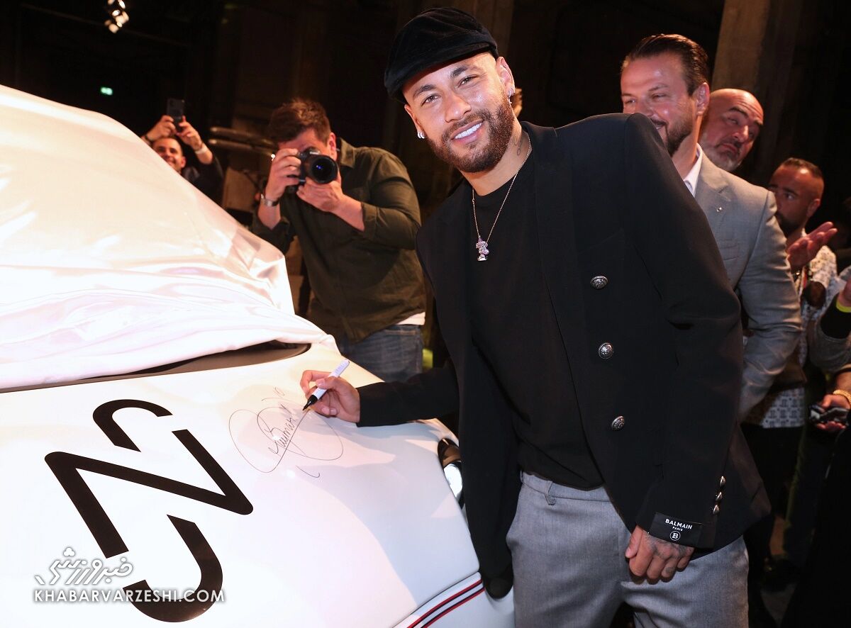 نیمار در مراسم رونمایی از خودروی Next.e.GO Wave X Mobile