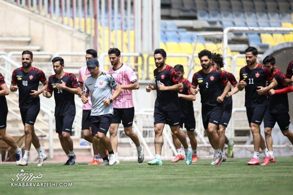 تمرین شاداب پرسپولیس در هوای مطبوع سیرجان