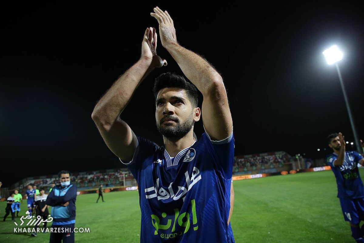 هافبک میانی استقلال به‌زودی راهی قطر خواهد شد/ پیشنهاد رسمی العربی به دست ستاره آبی‌ها رسید