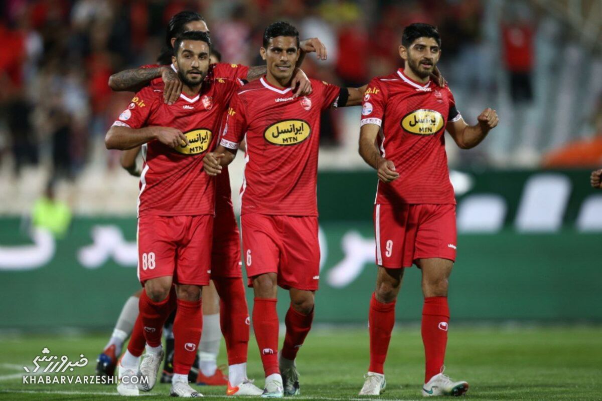 عکس| همدردی مدافع گلزن پرسپولیس با حادثه دیدگان متروپل