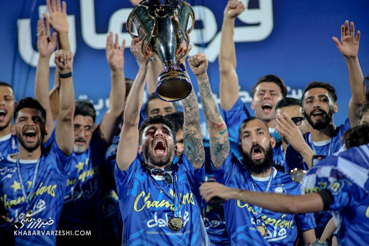 مدیر استقلالی: VAR بیاید شبکه سه فوتبال ها را پخش نمیکند/ جای داور بودم رامین رضاییان را اخراج می کردم/ در فوتبال امروز پستی بنام پلیمیکر وجود ندارد