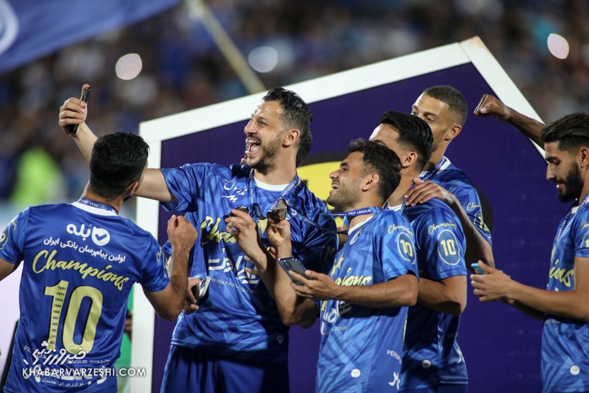 خیال هواداران راحت؛ مجیدی هیچ کجا نمی رود/ به اندازه کافی پول برای خرید بازیکن داریم/ با مدیریت آجورلو؛ استقلال را بهتر از فصل قبل می بندیم