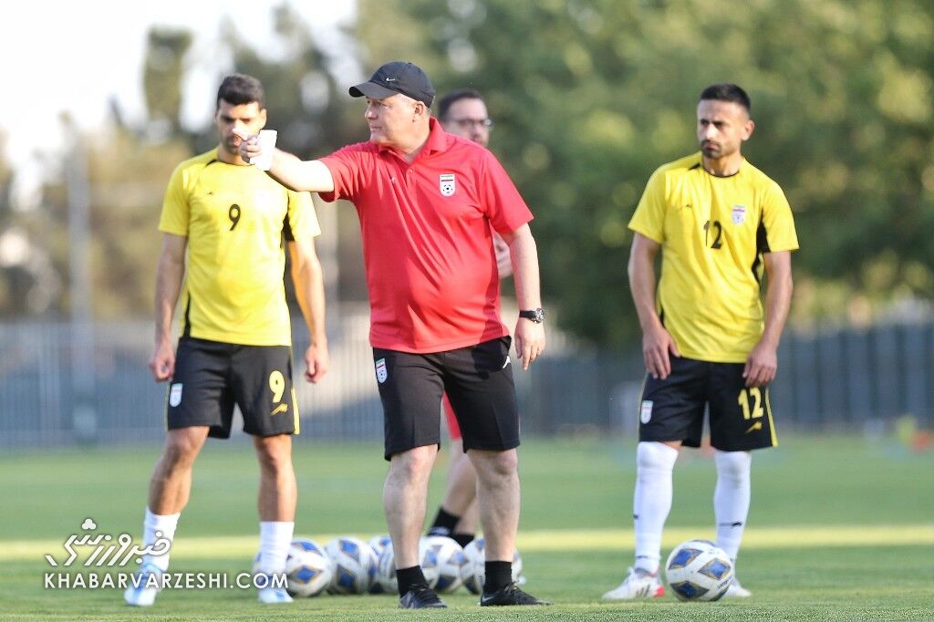 آجورلو نباید بگوید یک مربی شاخص ایتالیایی رو می کنم/ فرهاد مجیدی سرمربی قهرمان دسته دو شد!/ بازی با الجزایر فایده ای برای ایران ندارد