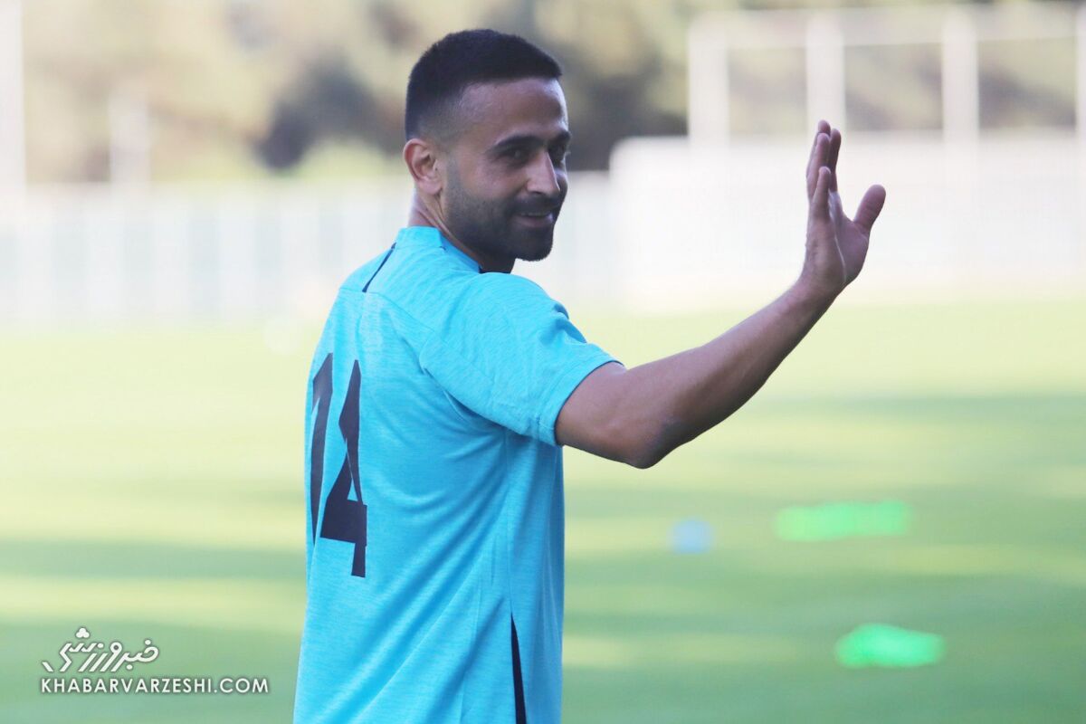 یک لحظه سکوت؛ صدای انفجار بمب های نقل و انتقالات از خارج شنیده شد!/ استقلال، پرسپولیس و سپاهان در فکر شکارِ شجاع، سامان، میلاد، امید و احسان!