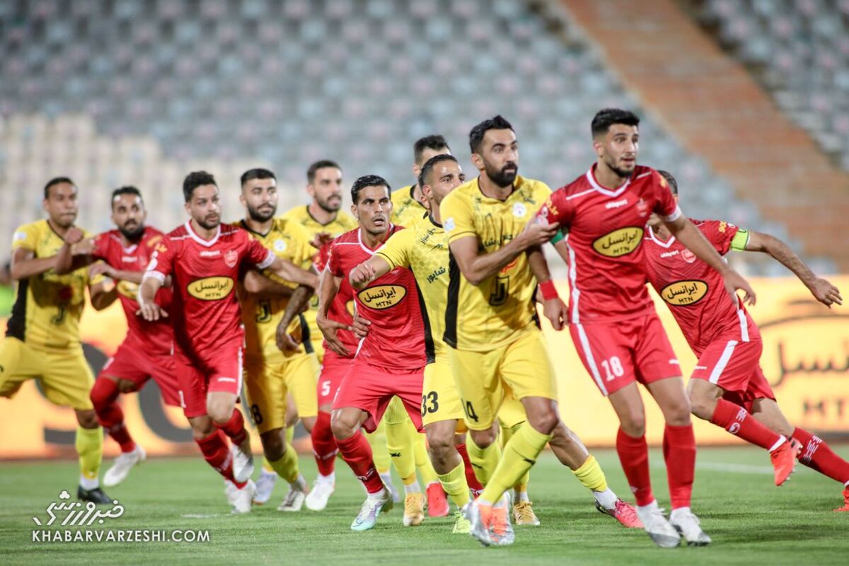 نقل و انتقالات بد خیلی به پرسپولیس ضربه زد/ انتخاب خلیلی توهین به پرسپولیسی ها بود/ قهرمانی لیگ را ما به استقلالی ها تعارف زدیم!