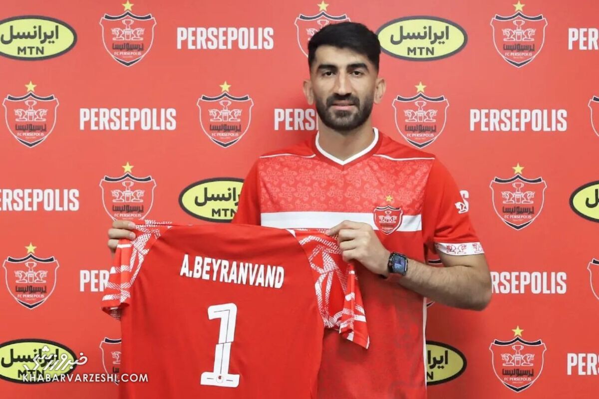 بیرانوند: سیدجلال ایتالیا بهدنیا میآمد از کاناوارو بهتر میشد/ او بهترین مدافع تاریخ فوتبال ایران است/ میدانستم این ۴ بازیکن پرسپولیسی هستند بیرانوند: سیدجلال ایتالیا بهدنیا میآمد از کاناوارو بهتر میشد/ او بهترین مدافع تاریخ فوتبال ایران است/ میدانستم این ۴ بازیکن پرسپولیسی هستند