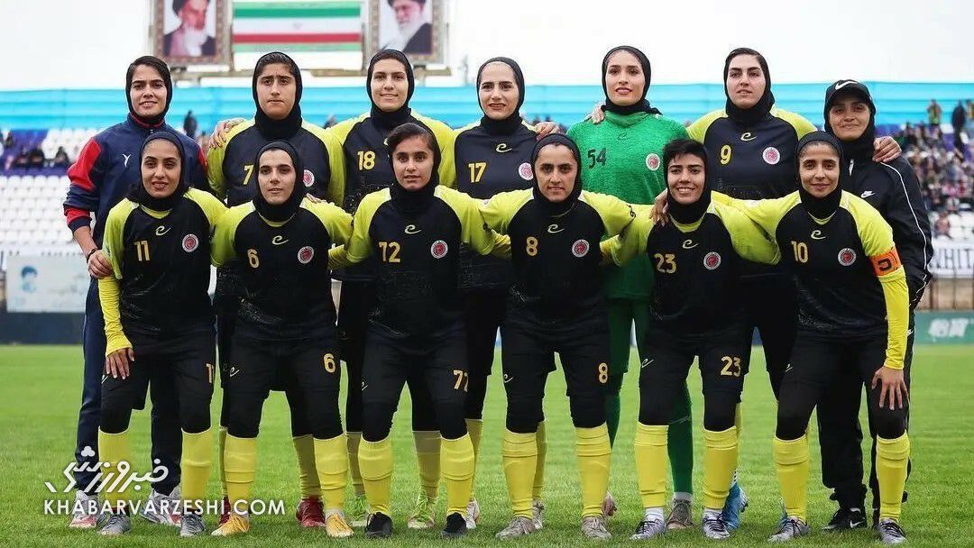 ماجرای استقلال در لیگ بانوان هم تکرار شد/ تونل افتخار به فوتبال زنان رسید