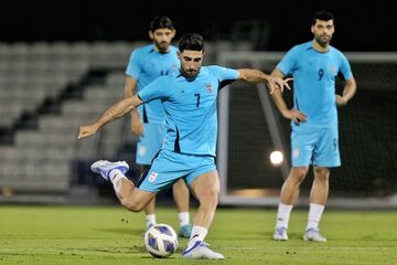 جهانبخش: بازیکنان می‌خواهند توانایی خودشان را نشان بدهند/ بازی با الجزایر به ما کمک می‌کند