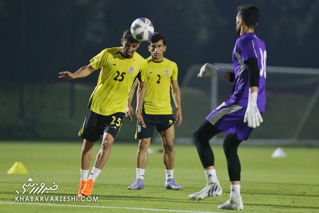 بمب نقل و انتقالات از دست استقلال و پرسپولیس پرید/ فرهاد مجیدی گزینه سرخابی ها را ربود!
