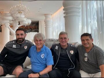 عکس یادگاری برانکو در کنار پرسابقه‌ترین مربی جام جهانی