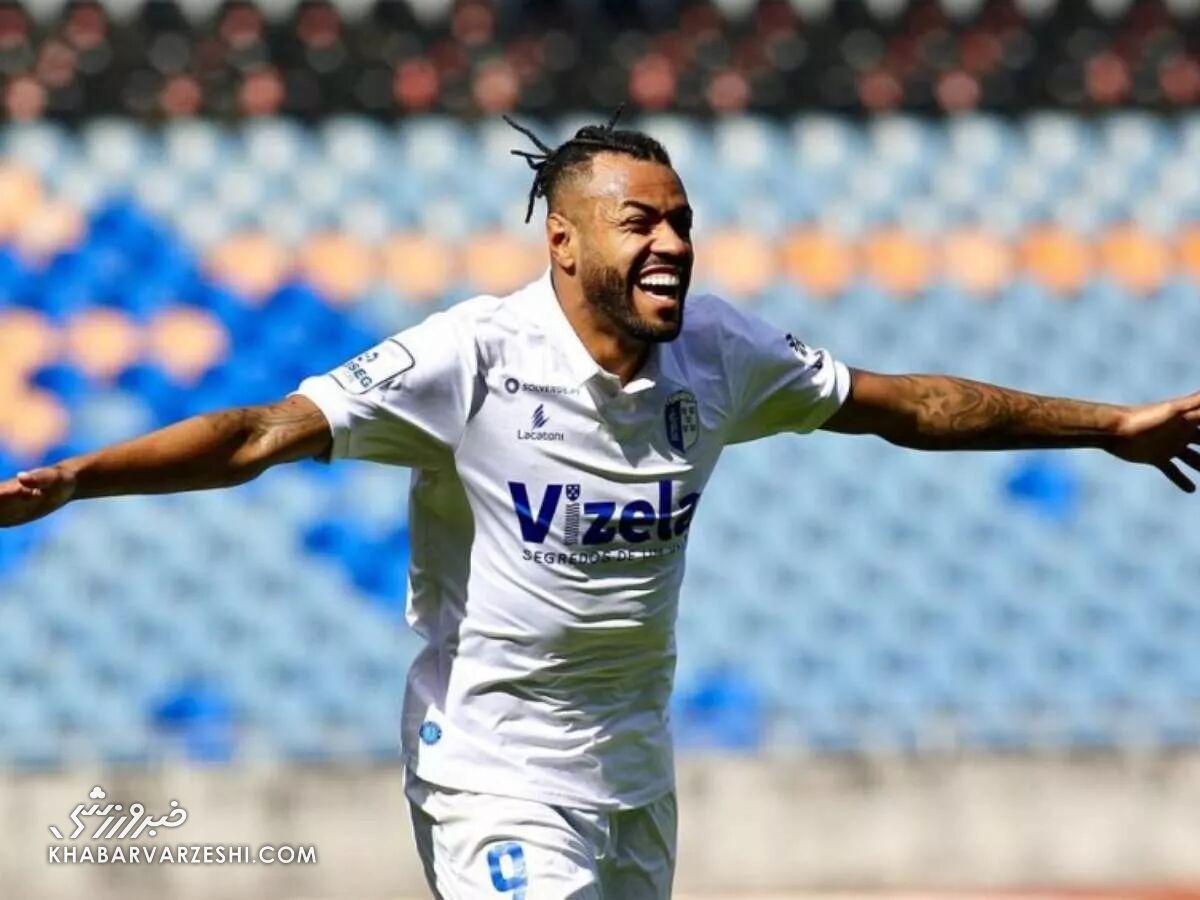 پرواز گزینههای خارجی پرسپولیس به سمت تهران/ خط حمله آتشین سرخها برای فصل آینده مشخص شد پرواز گزینههای خارجی پرسپولیس به سمت تهران/ خط حمله آتشین سرخها برای فصل آینده مشخص شد