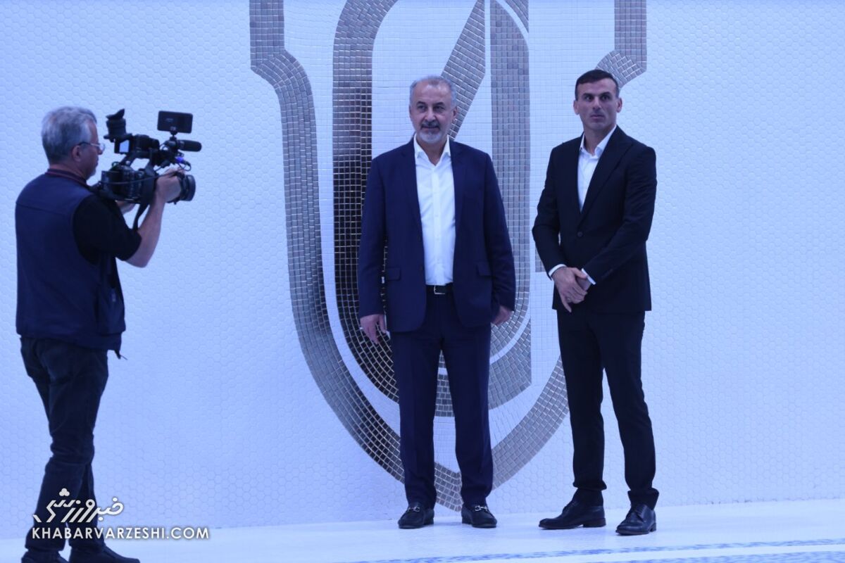 ناراحتی سیدجلال از اقدام مدیرعامل پرسپولیس/ خبری که نباید رسانهای میشد ناراحتی سیدجلال از اقدام مدیرعامل پرسپولیس/ خبری که نباید رسانهای میشد