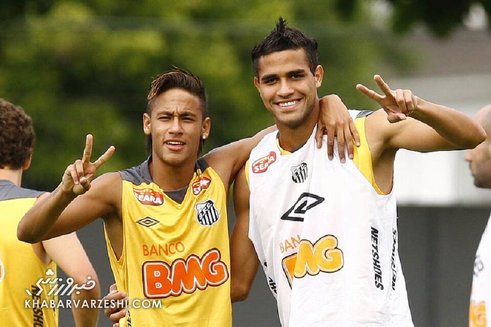 گزینه فوقالعاده جذاب پرسپولیس برای خط حمله/ دوست نیمار و آقایگل برزیل میآید؟/ تصاویری از فصلی ماندگار کنار گرانترین بازیکن جهان