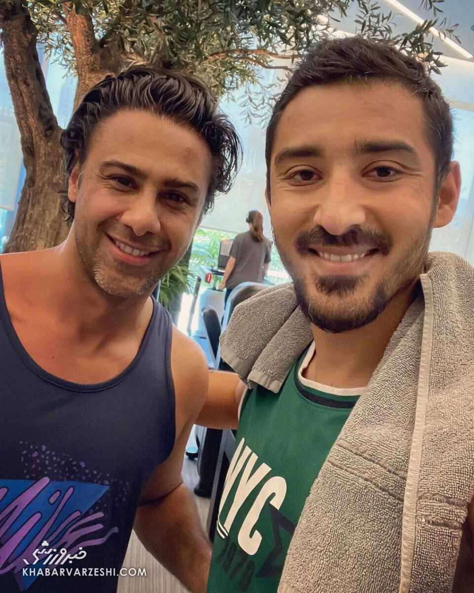 عکس| دیدار فرهاد مجیدی با گزینه سابق خط حمله پرسپولیس در دبی