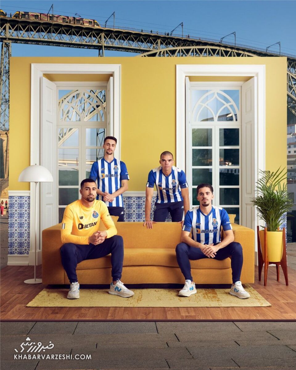 عکس| رونمایی از کیت جدید پورتو بدون ستاره ایران/ طارمی از پورتو جدا شد؟