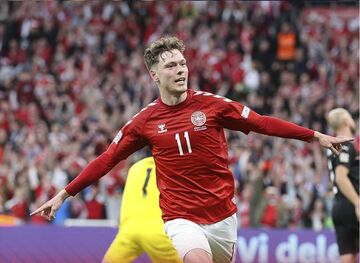 ویدیو| خلاصه بازی دانمارک - اتریش/ تثبیت صدرنشینی با کسب سومین پیروزی