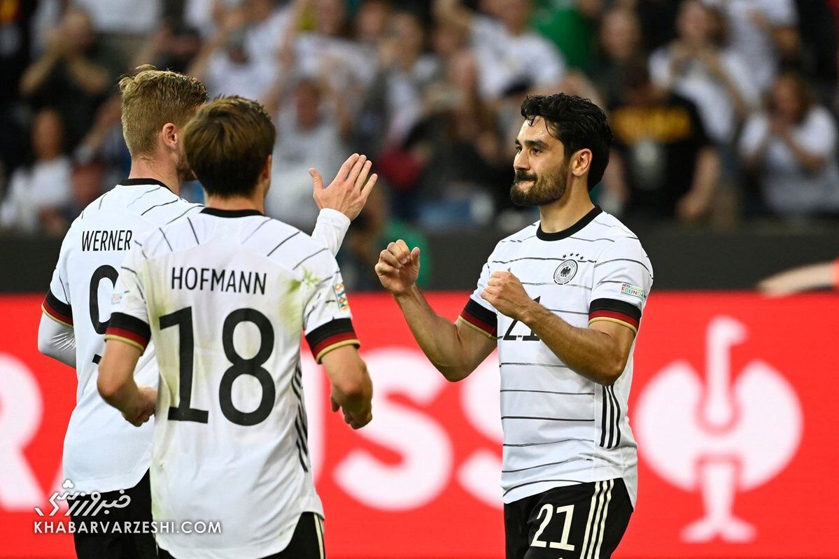 شکست عجیب و تحقیرآمیز ایتالیا از آلمان/ شکست شرمآور انگلیس/ ادامه صدرنشینی هلند