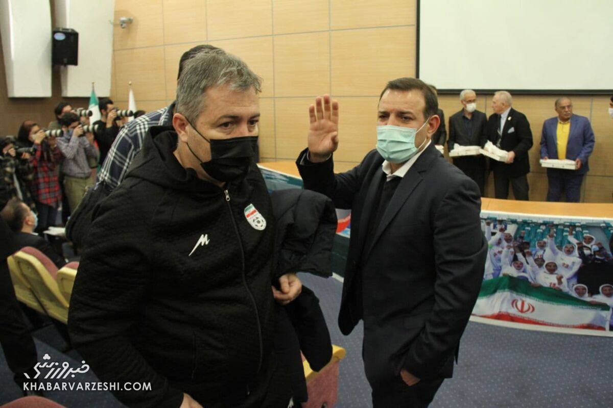 یعنی چه مدام از رفتن اسکوچیچ حرف می زنند/ چرا فدراسیون قاطعانه از سرمربی تیم ملی حمایت نمی کند؟/ شاید انتخاب مایلی کهن اشتباه بود!