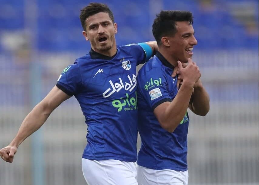 بله با وریا غفوری مذاکره کرده ایم/ جذب کاپیتان استقلال ارتباطی به مدافع ما ندارد!