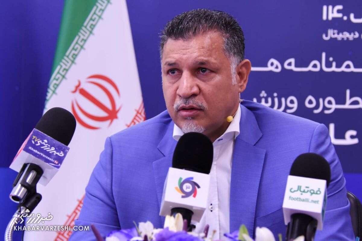 علی دایی: الان باید ۱۰ هزار یورو حقوق بازنشستگی ام بود/ اسکوچیچ چرا باعث توهم مردم می شود؟/ من باید خانواده خودم را نجات بدهم! علی دایی: الان باید ۱۰ هزار یورو حقوق بازنشستگی ام بود/ اسکوچیچ چرا باعث توهم مردم می شود؟/ من باید خانواده خودم را نجات بدهم!