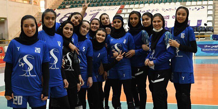 تیم والیبال زنان با مالکیت سردار آزمون/ سریک گندب با قراردادهای آنچنانی؟/ واکنش پدر سردار و باقی ماجرا...